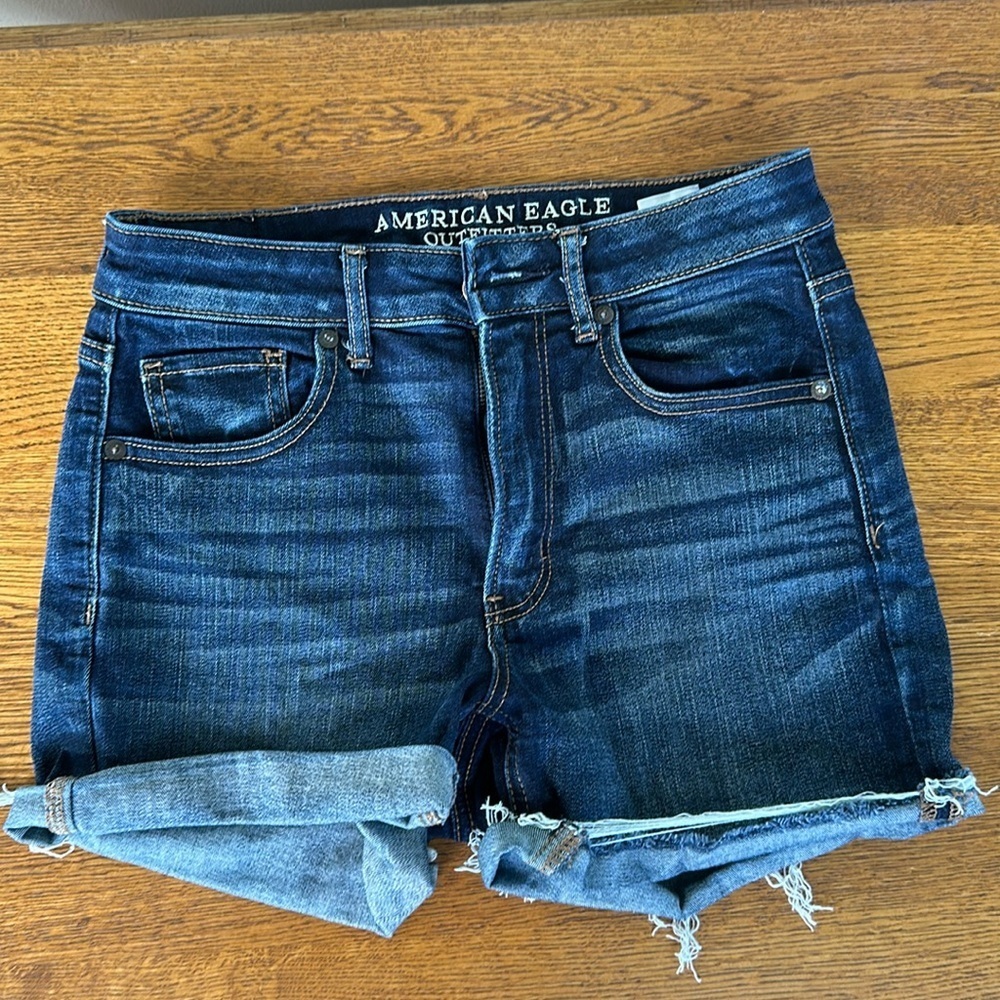 American Eagle Super High Rise Shortie